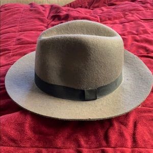 Fedora hat